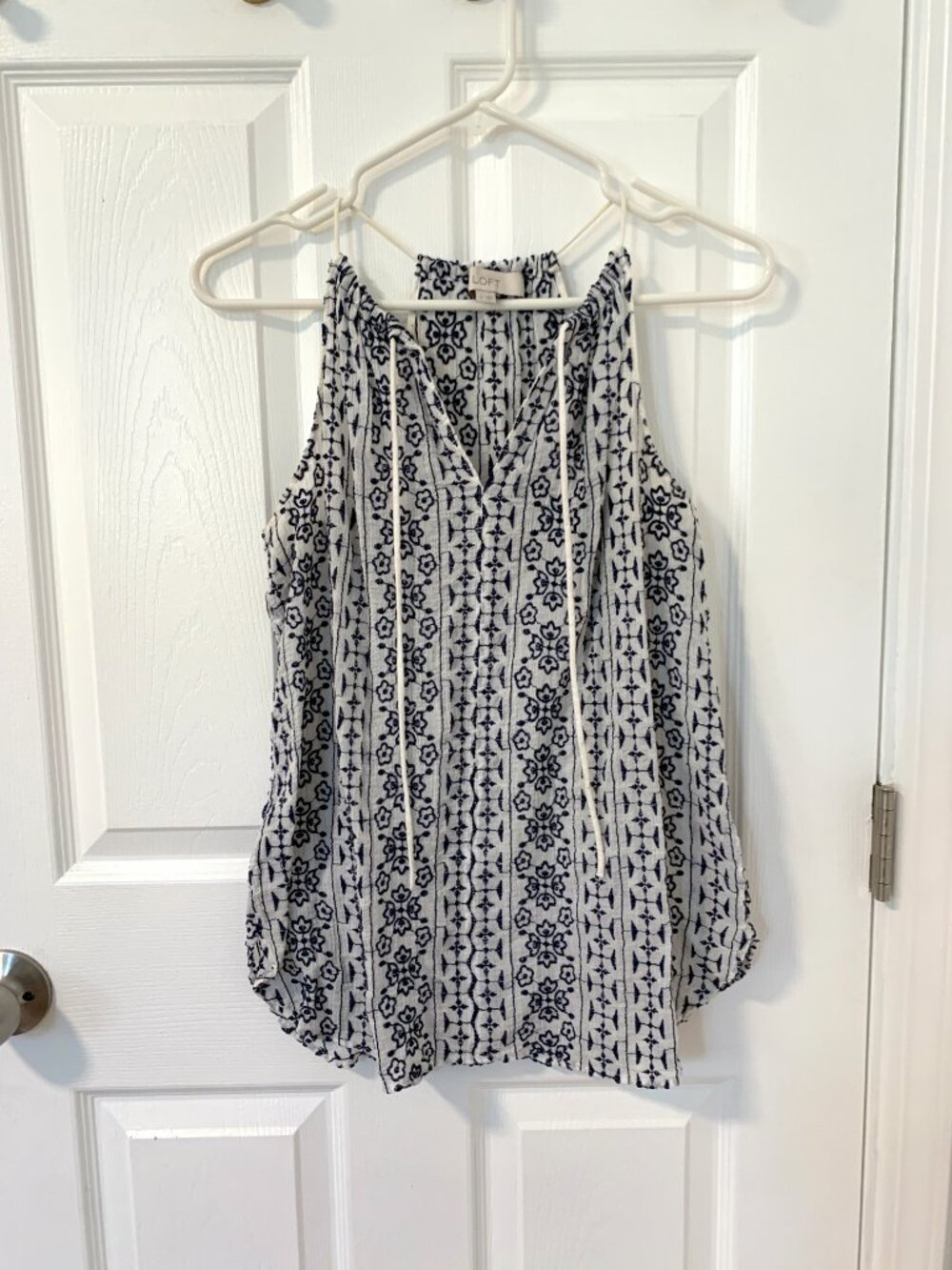 LOFT Embroidered Cotton Tie Front Boho Tank Top Blouse White Navy S